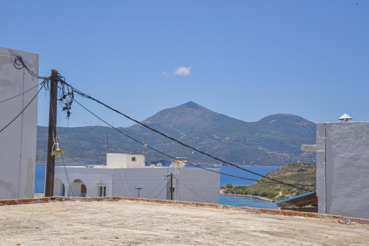 Nikola's House * Adamantas (Milos)