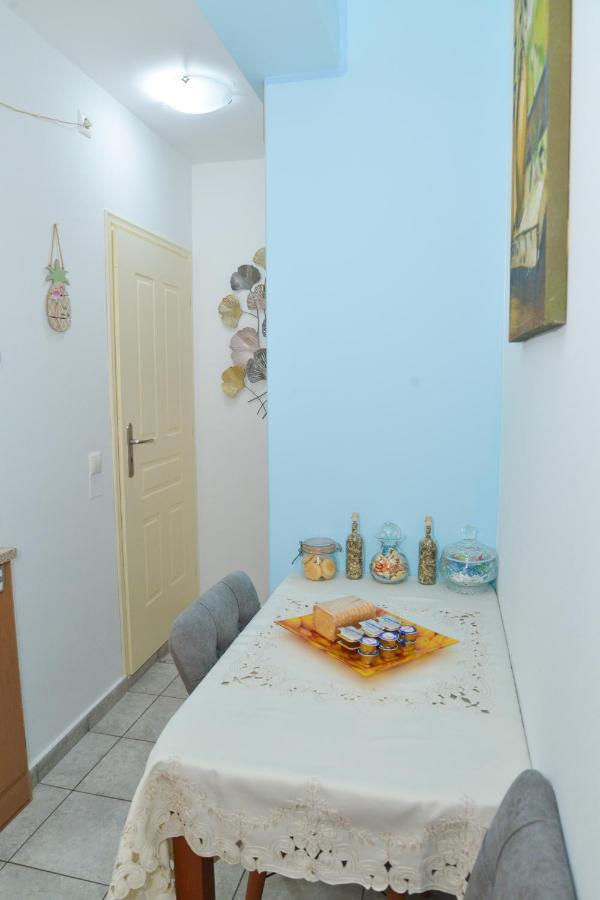 Nikola's House Apartmán *
